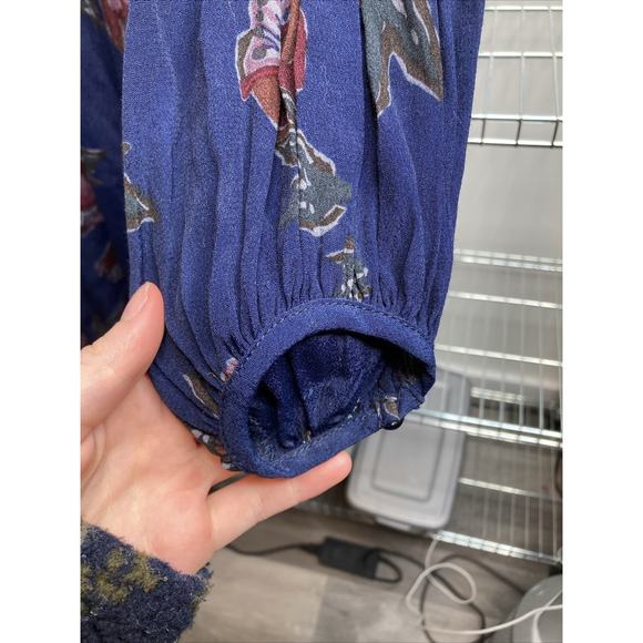 ASTR Women's Blue Floral Print Mini Dress Est. Size S Dark Boho Whimsigoth - Picture 8 of 11